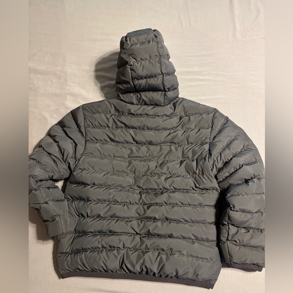 Nike puffer coat jacket youth L large - Picture 3 of 3